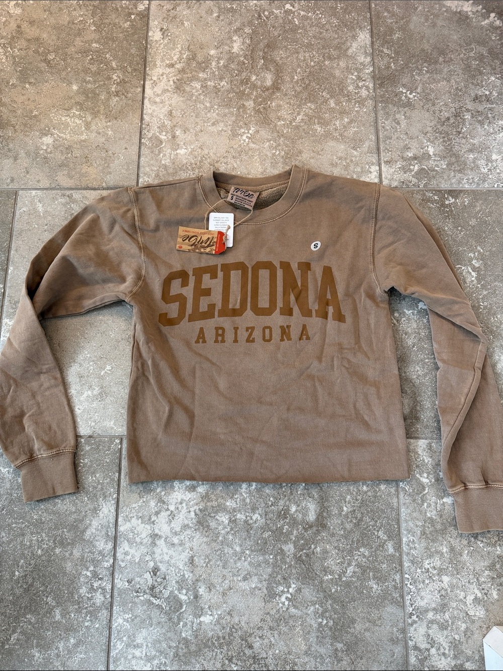 NWT-Sedona Arizona Women’s Brown Crewneck Sweatshirt Size Small